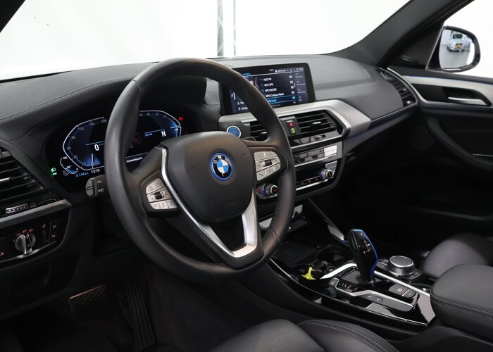 BMW iX3 Executive 80 kWh