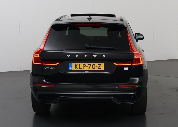 Volvo XC60 2.0 T6 Plug-in hybrid AWD Plus Dark