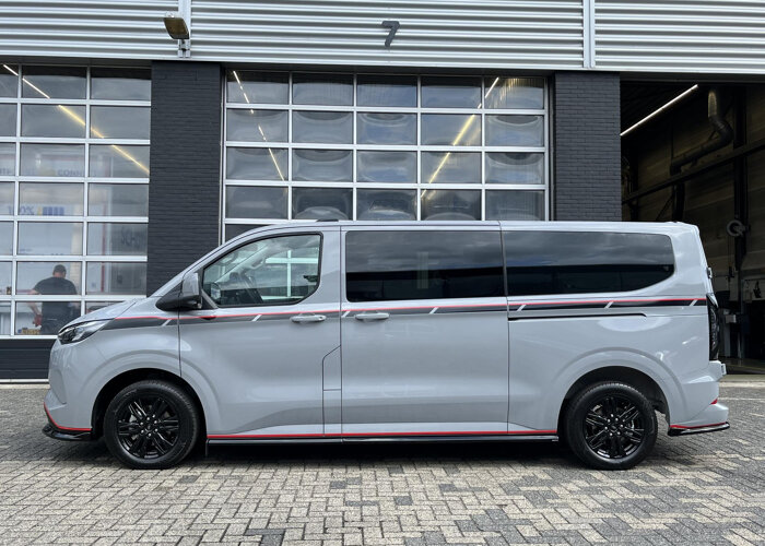 Ford Transit Custom 320 2.5 PHEV L2H1 Grey Platinum Dubbele Cabine