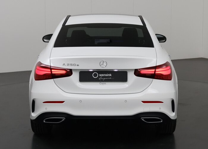 Mercedes-Benz A-Klasse 250 e Business Solution AMG