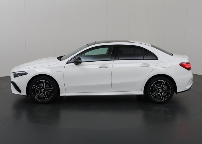 Mercedes-Benz A-Klasse 250 e Business Solution AMG