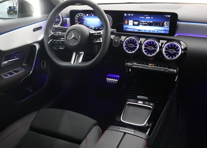 Mercedes-Benz A-Klasse 250 e Business Solution AMG