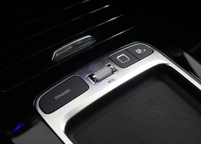 Mercedes-Benz A-Klasse 250 e Business Solution AMG