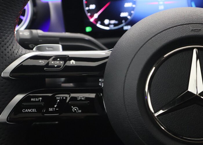 Mercedes-Benz A-Klasse 250 e Business Solution AMG