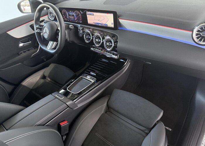 Mercedes-Benz CLA-Klasse 180 Business Solution AMG
