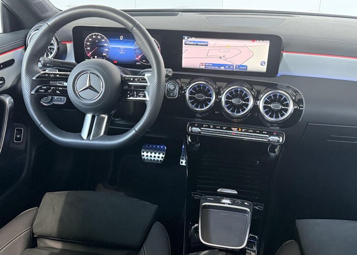 Mercedes-Benz CLA-Klasse 180 Business Solution AMG