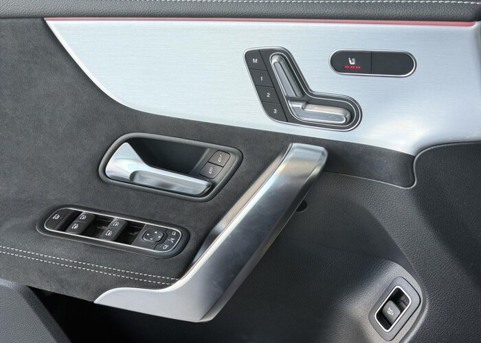 Mercedes-Benz CLA-Klasse 180 Business Solution AMG