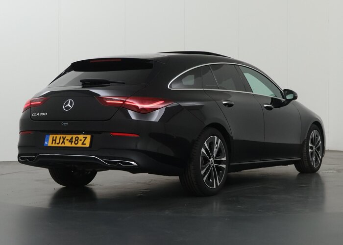 Mercedes-Benz CLA-Klasse Shooting Brake 180 Star Edition Luxury Line