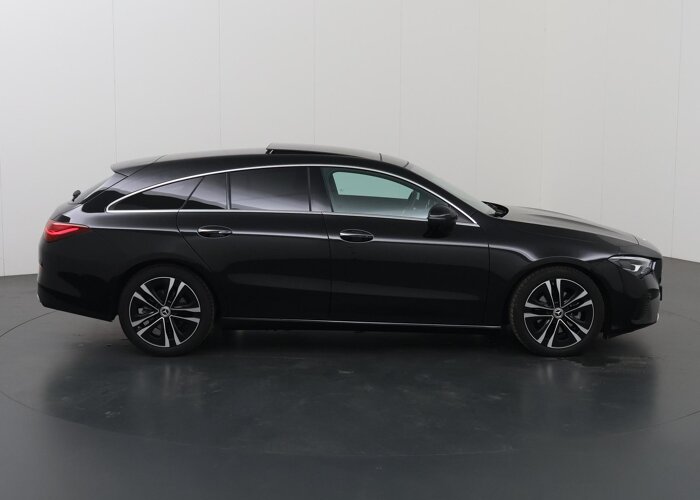 Mercedes-Benz CLA-Klasse Shooting Brake 180 Star Edition Luxury Line