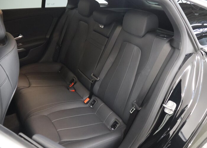 Mercedes-Benz CLA-Klasse Shooting Brake 180 Star Edition Luxury Line