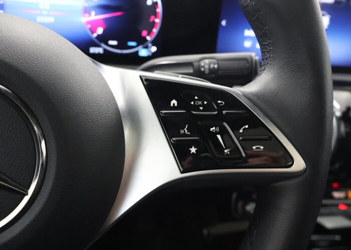 Mercedes-Benz CLA-Klasse Shooting Brake 180 Star Edition Luxury Line