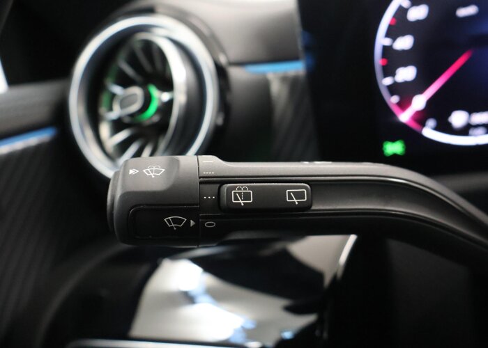 Mercedes-Benz CLA-Klasse Shooting Brake 180 Star Edition Luxury Line