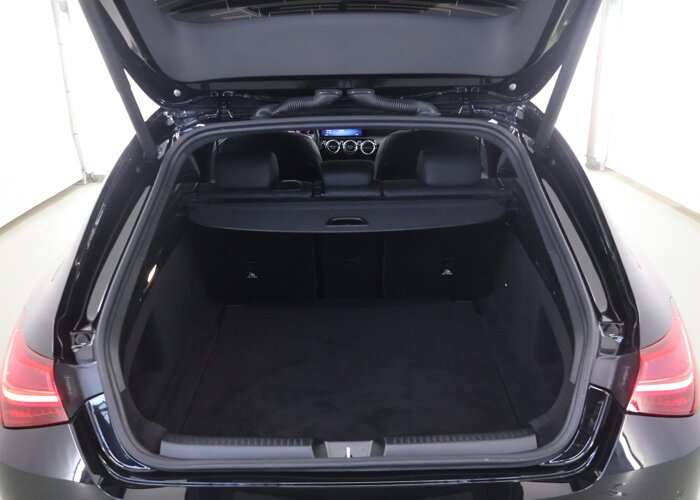 Mercedes-Benz CLA-Klasse Shooting Brake 180 Star Edition Luxury Line