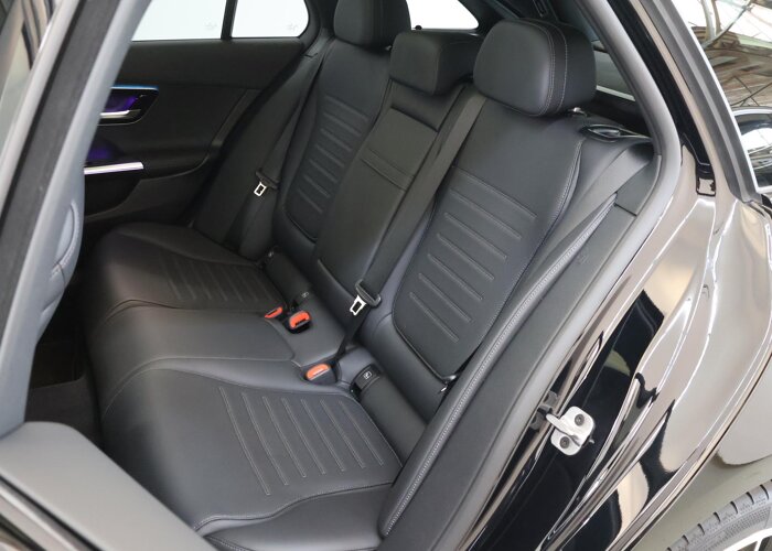 Mercedes-Benz C-Klasse Estate 300e Business Solution AMG