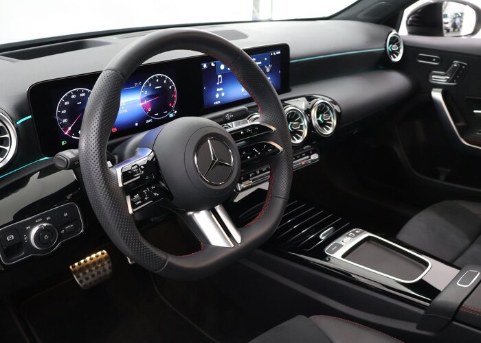 Mercedes-Benz A-Klasse 180 Business Solution AMG