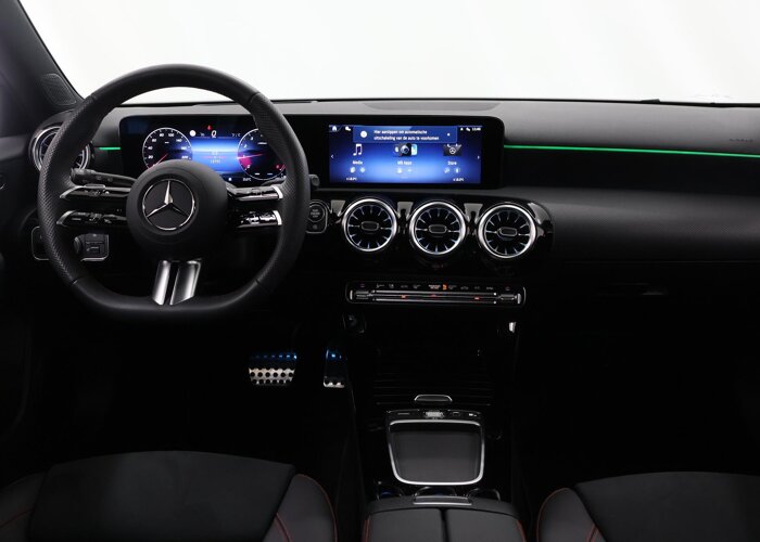 Mercedes-Benz A-Klasse 180 Business Solution AMG