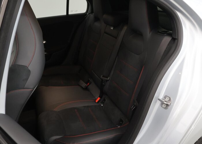 Mercedes-Benz A-Klasse 180 Business Solution AMG
