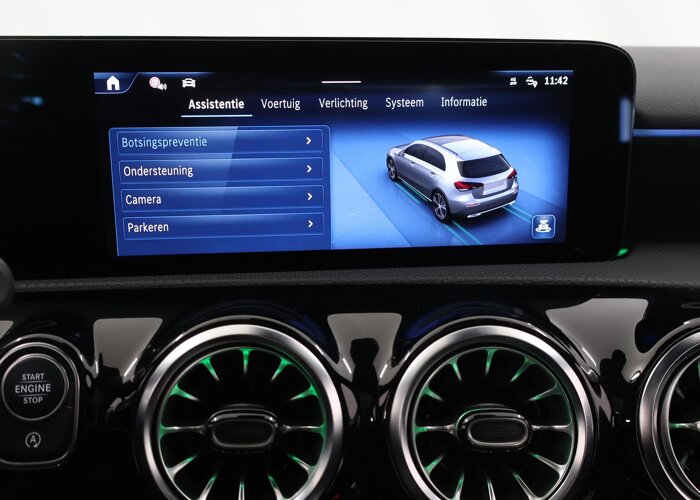 Mercedes-Benz A-Klasse 180 Business Solution AMG