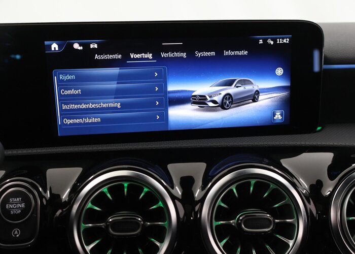 Mercedes-Benz A-Klasse 180 Business Solution AMG