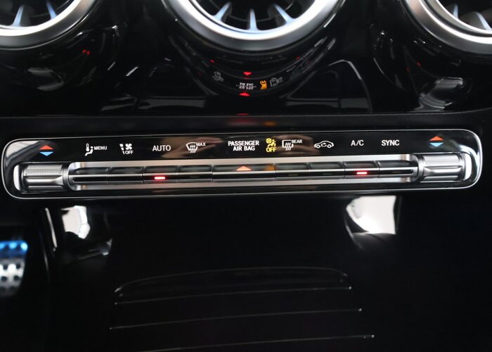 Mercedes-Benz A-Klasse 180 Business Solution AMG