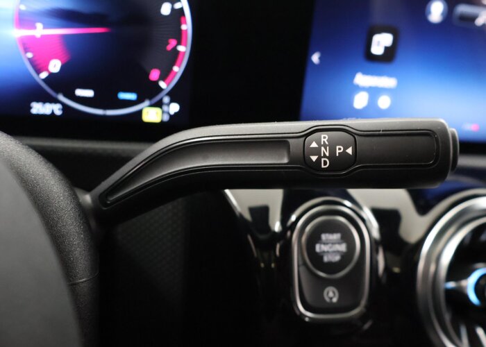 Mercedes-Benz A-Klasse 180 Business Solution AMG