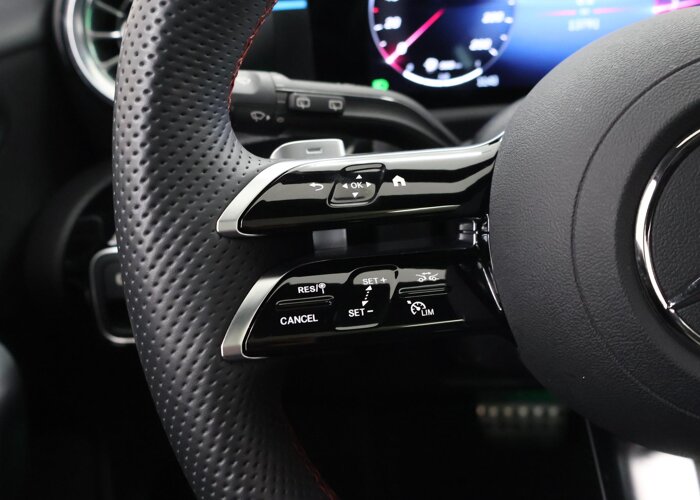 Mercedes-Benz A-Klasse 180 Business Solution AMG