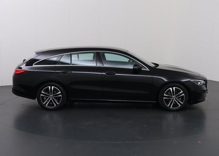 Mercedes-Benz CLA-Klasse Shooting Brake 180 Star Edition