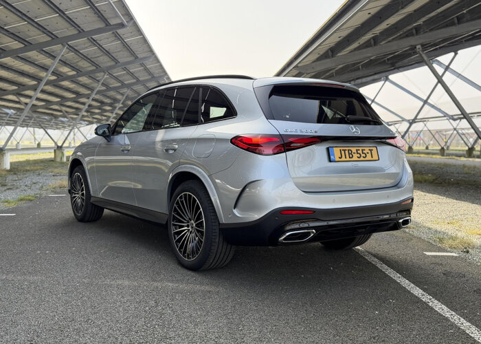 Mercedes-Benz GLC 300e 4MATIC Sport Edition