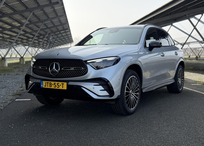 Mercedes-Benz GLC 300e 4MATIC Sport Edition
