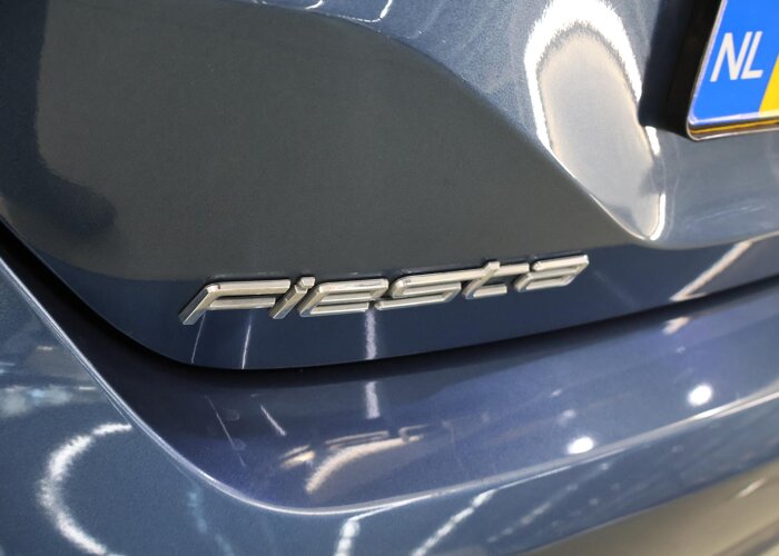Ford Fiesta 1.0 EcoBoost Hybrid Titanium