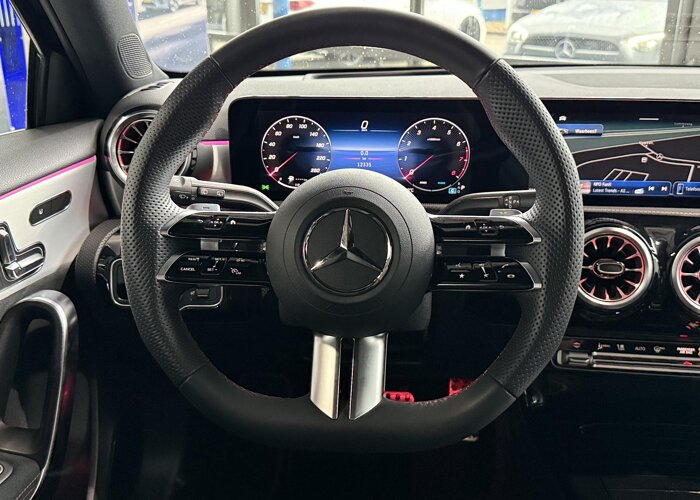 Mercedes-Benz A-Klasse 180 Business Solution AMG