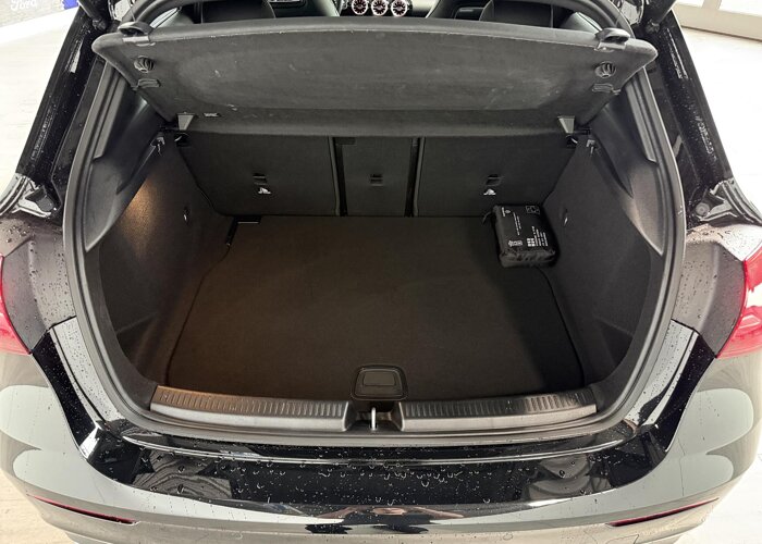 Mercedes-Benz A-Klasse 180 Business Solution AMG