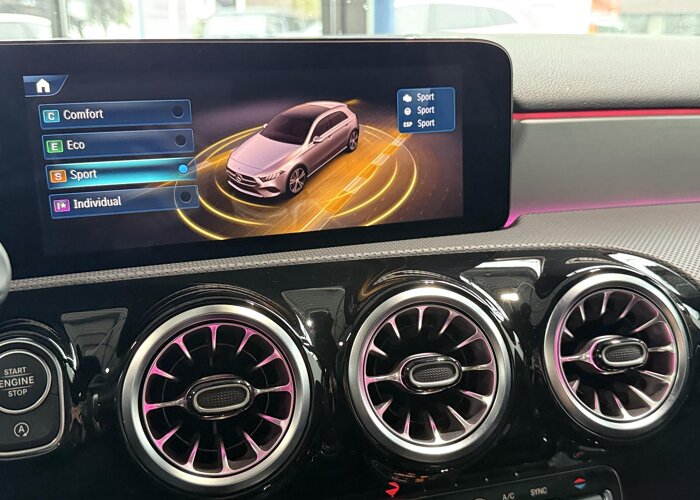 Mercedes-Benz A-Klasse 180 Business Solution AMG