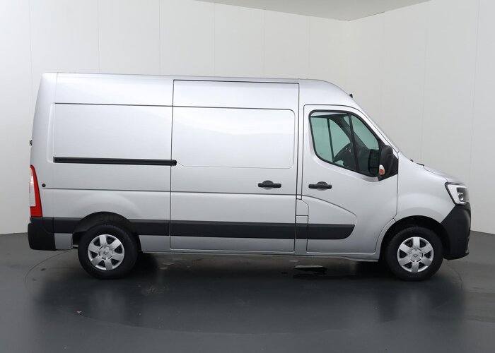 Renault Master T35 | 2.3 dCi | 135 | L2 H2 | WORK EDITION |