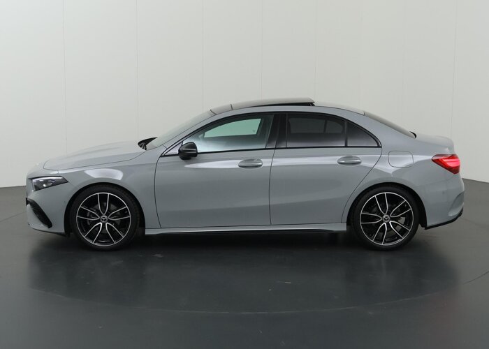 Mercedes-Benz A-Klasse 180 Business Solution AMG