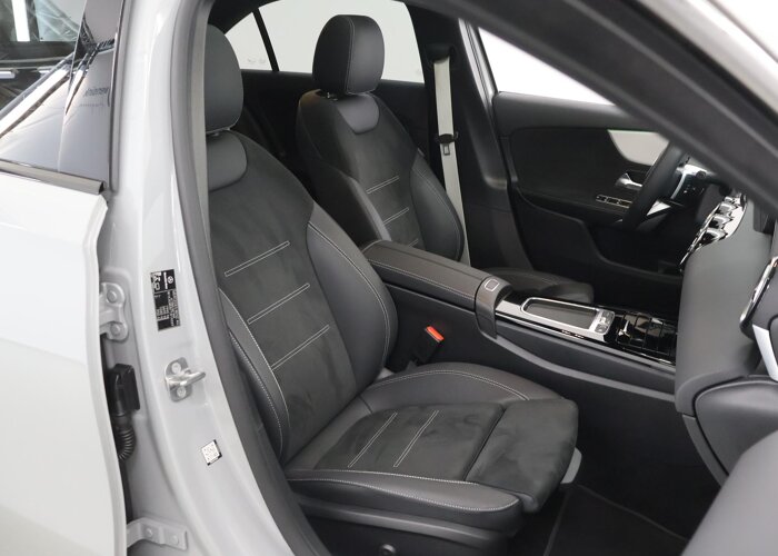 Mercedes-Benz A-Klasse 180 Business Solution AMG