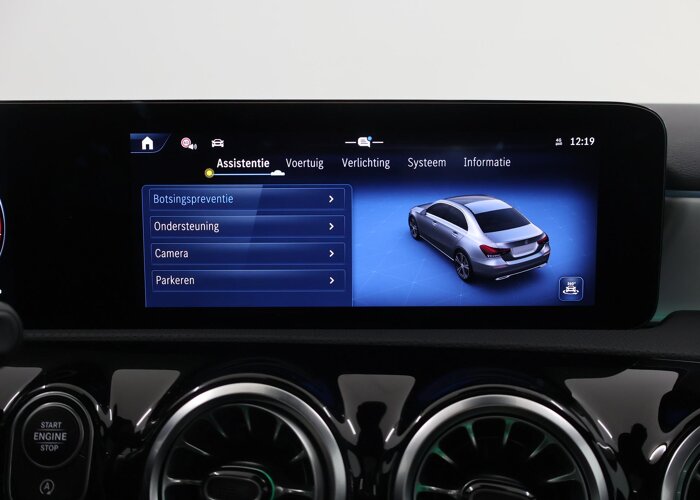 Mercedes-Benz A-Klasse 180 Business Solution AMG