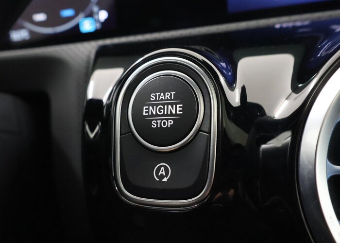 Mercedes-Benz A-Klasse 180 Business Solution AMG