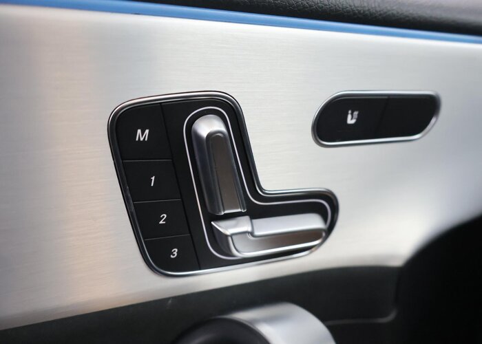 Mercedes-Benz A-Klasse 180 Business Solution AMG