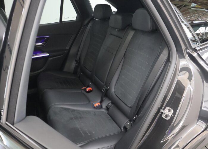 Mercedes-Benz GLC 300e 4MATIC Sport Edition