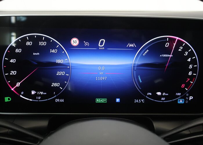 Mercedes-Benz GLC 300e 4MATIC Sport Edition