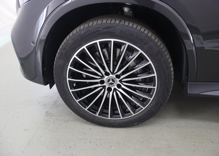 Mercedes-Benz GLC 300e 4MATIC Sport Edition