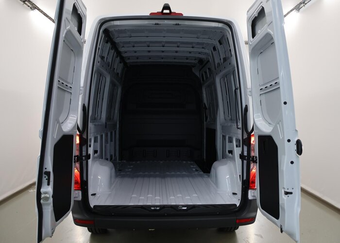Mercedes-Benz Sprinter 315 L2H2 RWD PRO