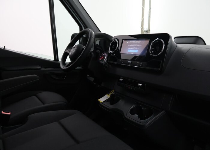 Mercedes-Benz Sprinter 315 L2H2 RWD PRO