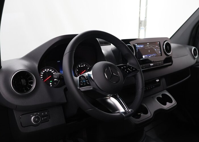Mercedes-Benz Sprinter 319 L2H2 RWD SELECT