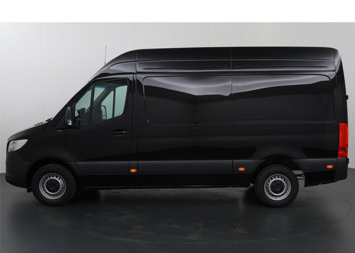 Mercedes-Benz Sprinter 315 L2H2 RWD PRO