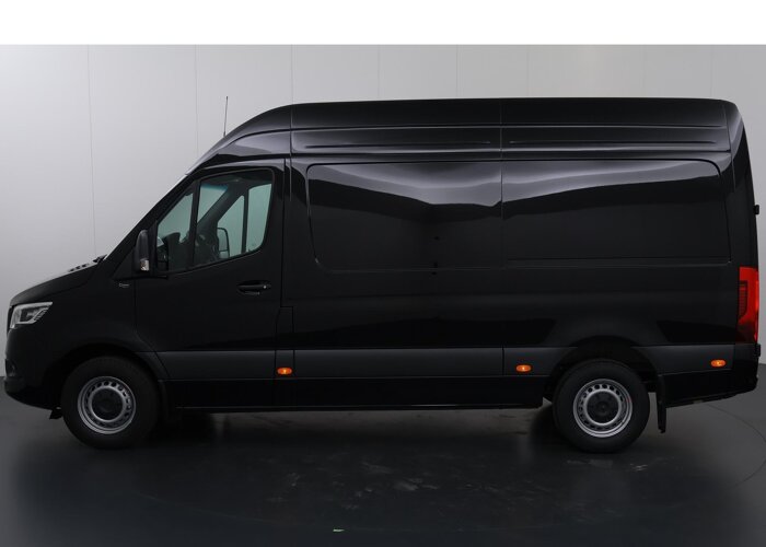 Mercedes-Benz Sprinter 319 L2H2 RWD SELECT