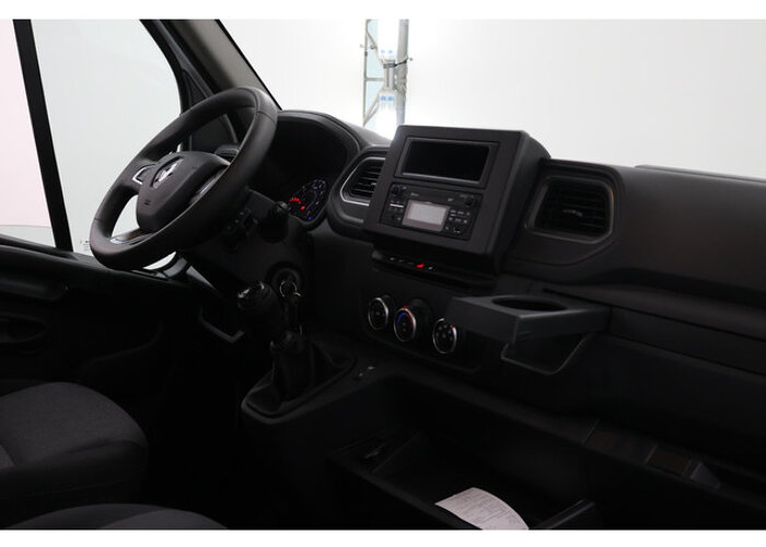 Renault Master T35 2.3 dCi 165 PK L3 | OPRIJWAGEN |
