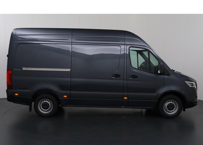 Mercedes-Benz Sprinter 319 L2H2 RWD SELECT