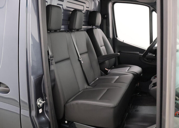 Mercedes-Benz Sprinter 319 L2H2 RWD SELECT